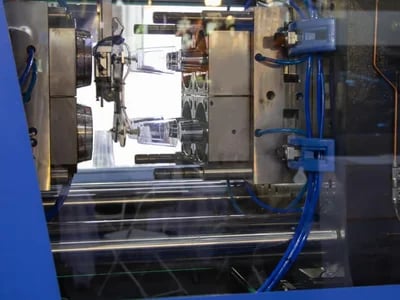 Entwicklung und Werkzeugbau für ABS Kunststoff: Spritzguss- & Blasformteile von Maxnext GmbH