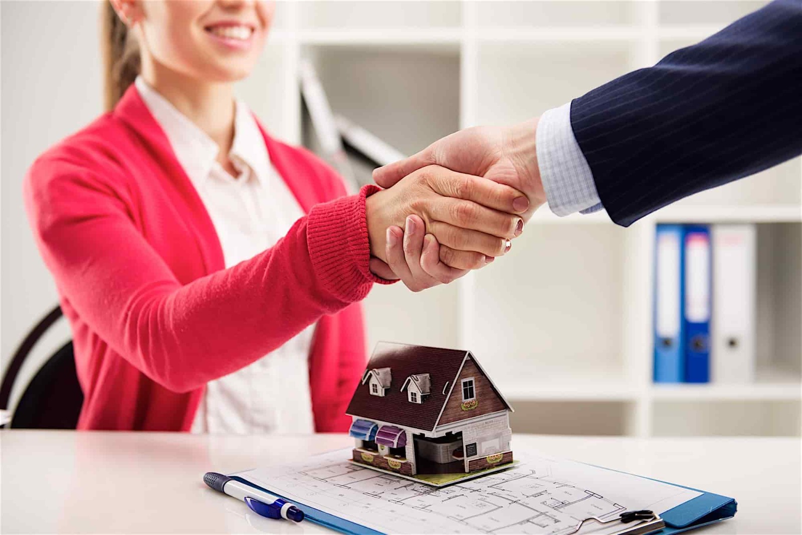 Bester Immobilienmakler Frankfurt – Rundum-Betreuung garantiert