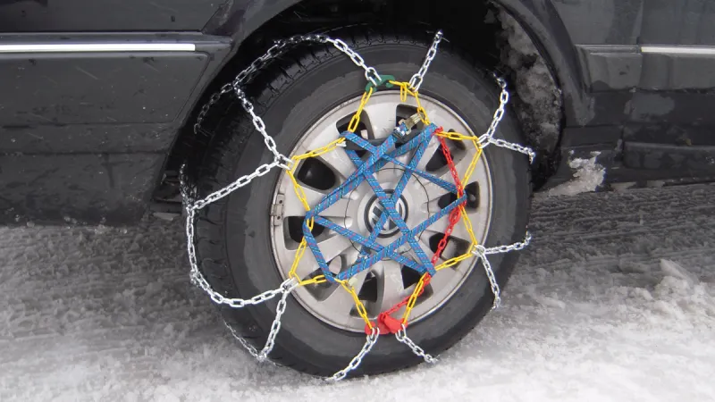 Schneeketten online bestellen: Bei Schneeketten4u die richtige Schneekette für jeden Fahrzeugtyp finden