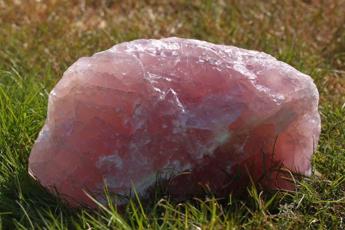 Dein Herz öffnet sich: Rosenquarz kaufen bei CrystalScents